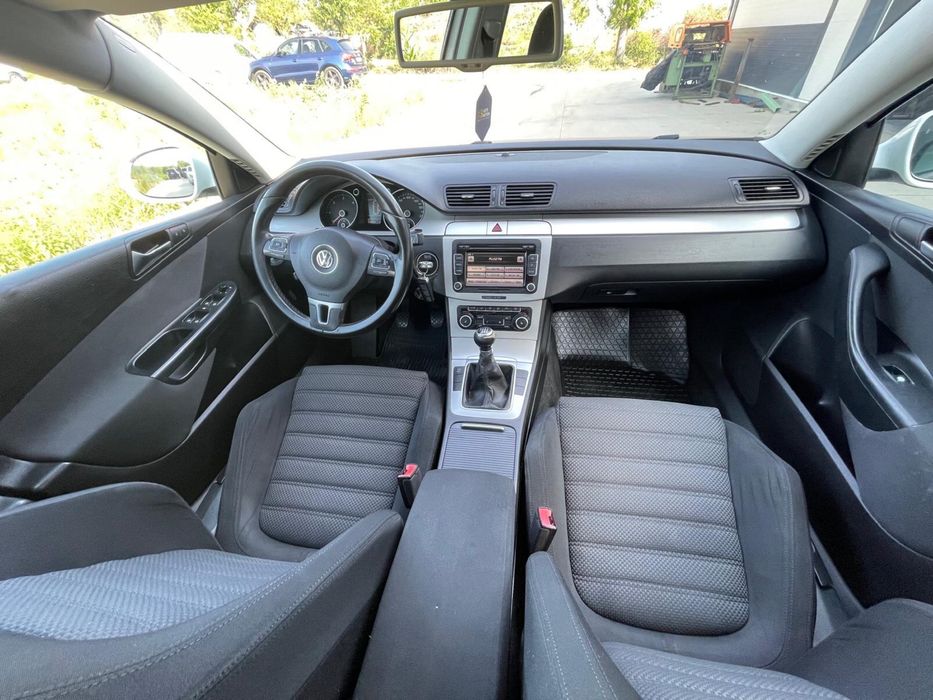 VOLKSWAGEN Passat 2010 — imagine 3