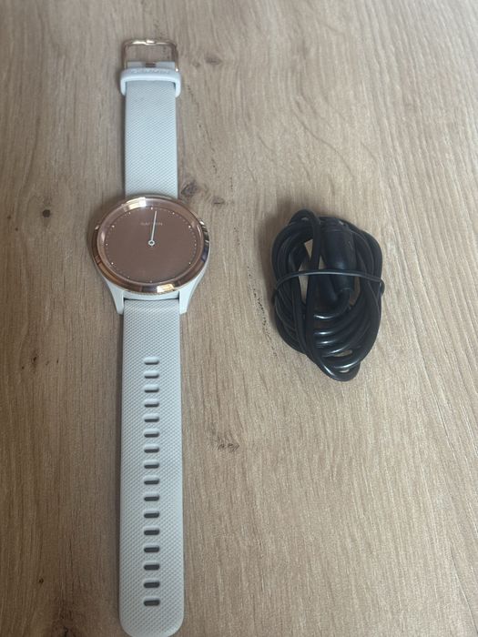 Смарт часовник vivomove 3s