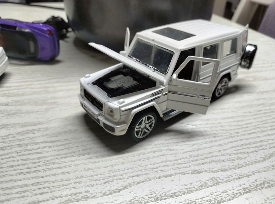 Продам игрушечные машинки