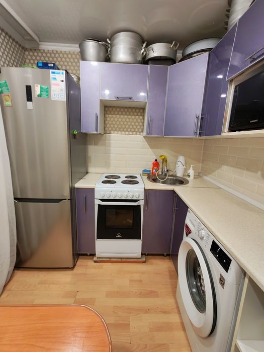 Продам 4 комн. квартиру