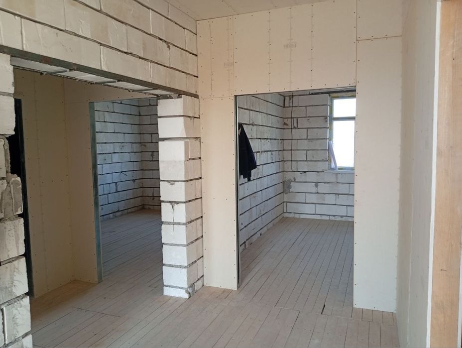 Срочно ховли уй сотилади