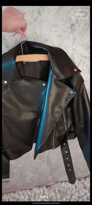 Jacketă de piele-damă