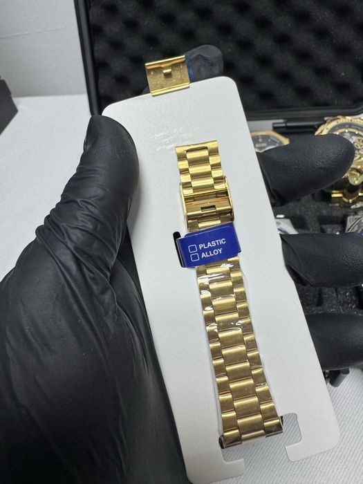 Casio Vintage Black Gold