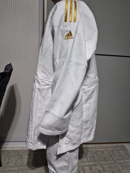 Кимоно для дзюдо Adidas