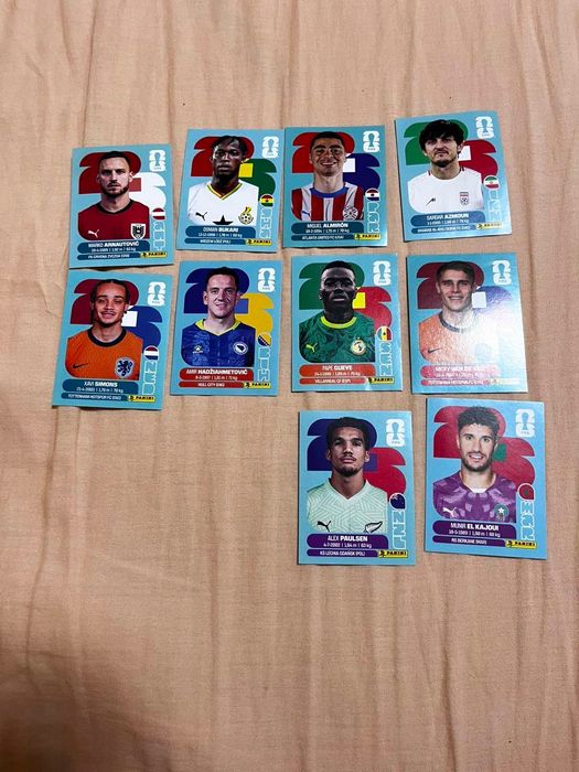 Panini FIFA World Cup 2026-34 стикера (4 сребърни) +10 неизползвани кода