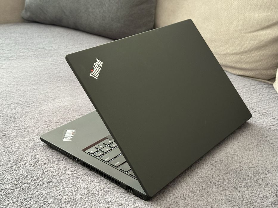 14’FHD IPS Touch/Ryzen 7 Pro-5850u/32GB Ram/Thinkpad P14s g2/Radeon4GB