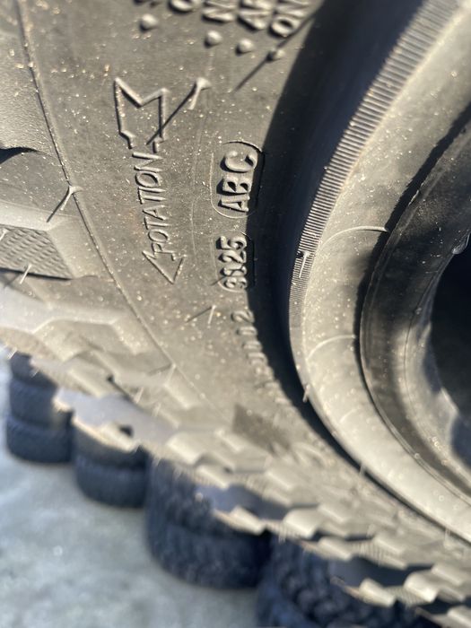 38.5x12.5-16 Maxxis trepador M9060 Off ROAD