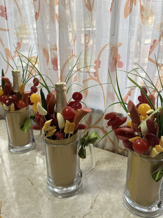 Съедобный фруктовый мужской букет