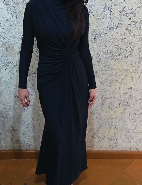 Chiroyli ayollar ko'ylagi