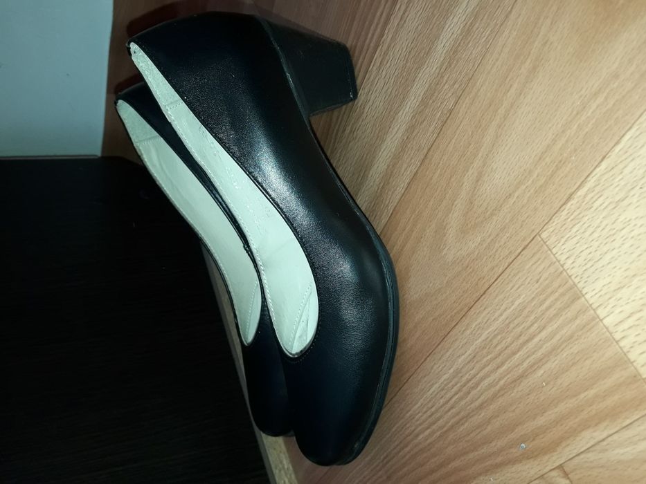 Продаю Новые туфли