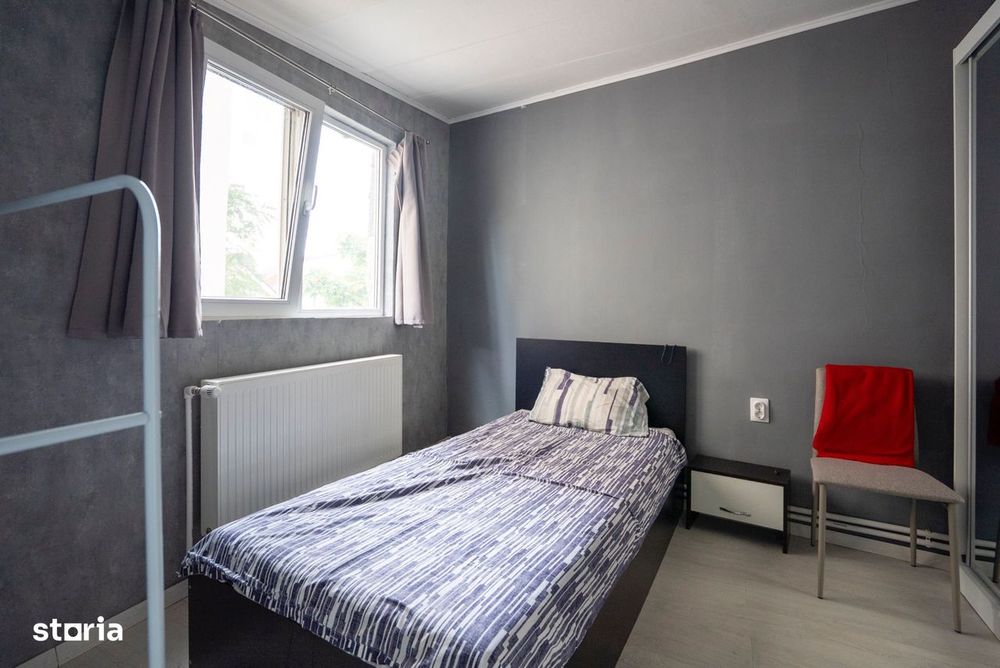 Casa 5 camere in Rogerius, la bulevard, cu acces auto