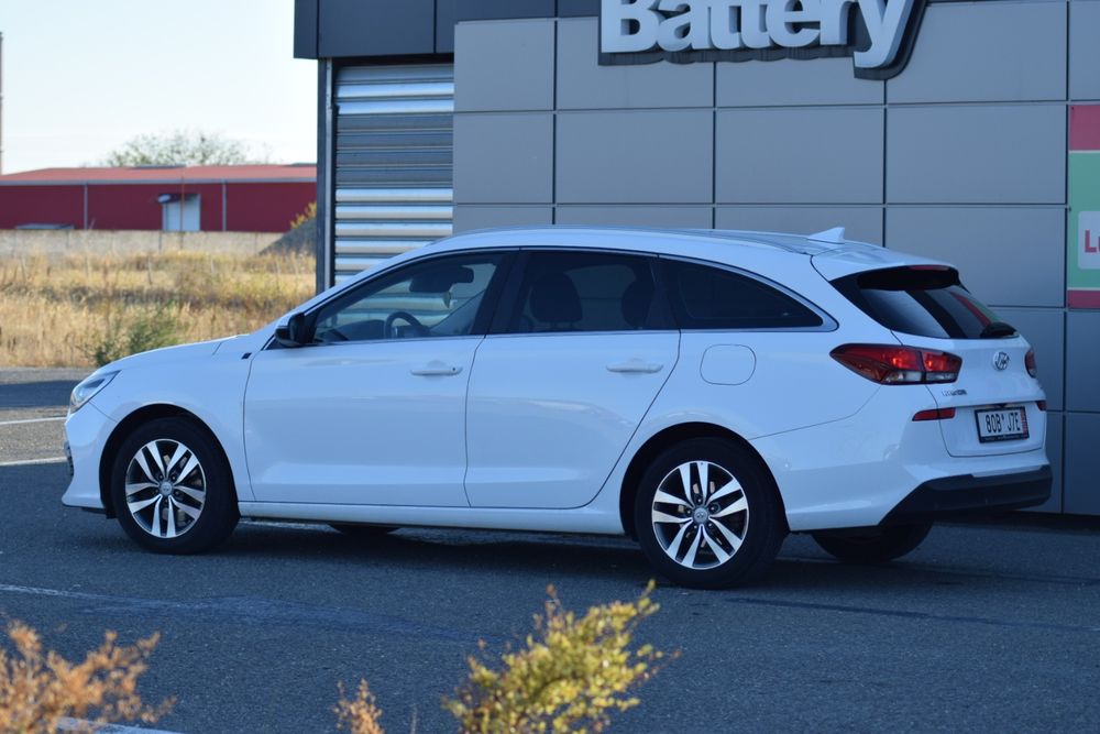 HYUNDAI i30 2020 — imagine 5