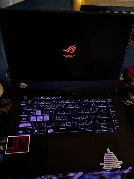 Продам ноутбук Asus ROG G15