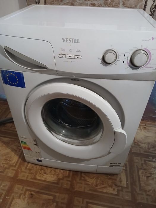 Продам стиральную машину СРОЧНО