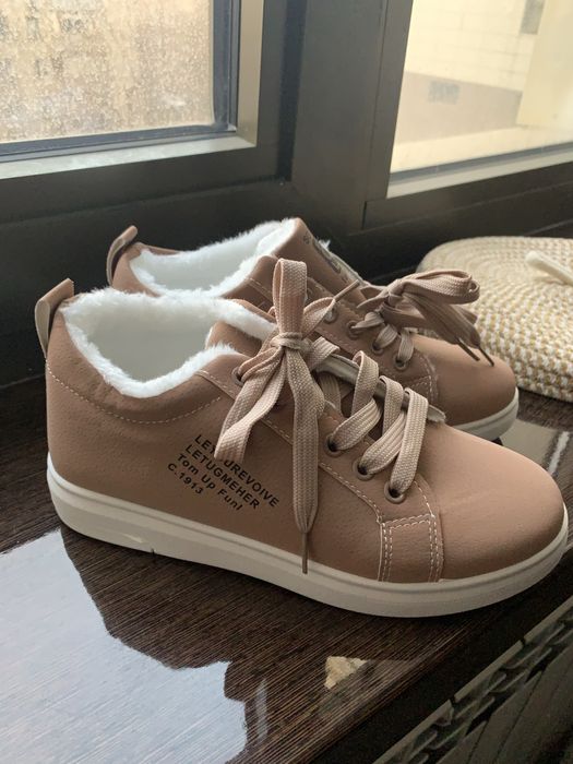 Женские теплые ботинки р.37