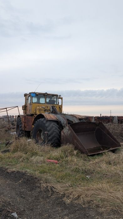 Продам кировец с мех лопатой ковшом