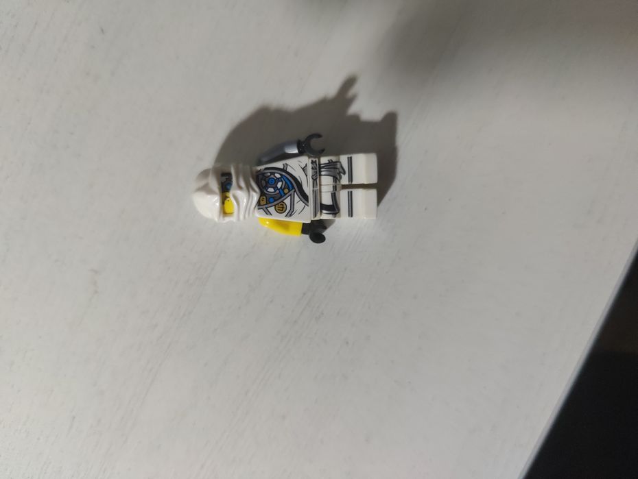 Минифигурка LEGO Ninjago — Зейн (Zane)