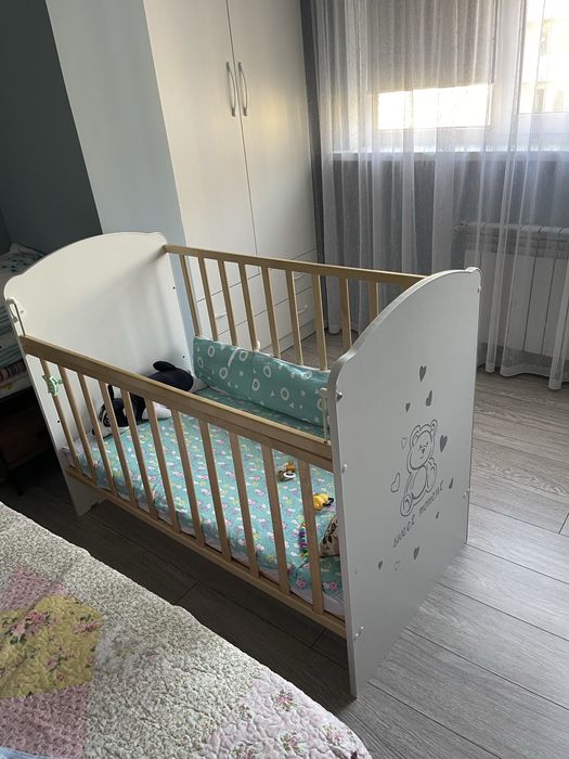 Продам кроватку детскую
