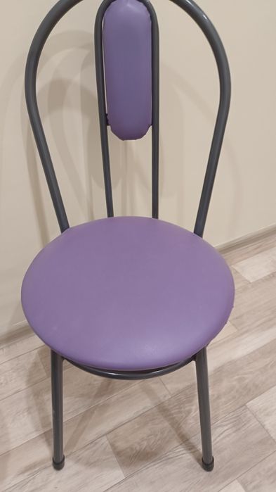 Продам стул.       .