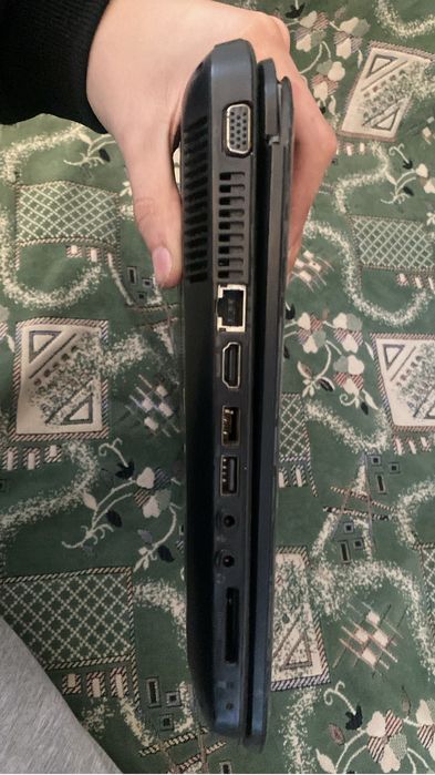 Продам два ноутбука на запчасти