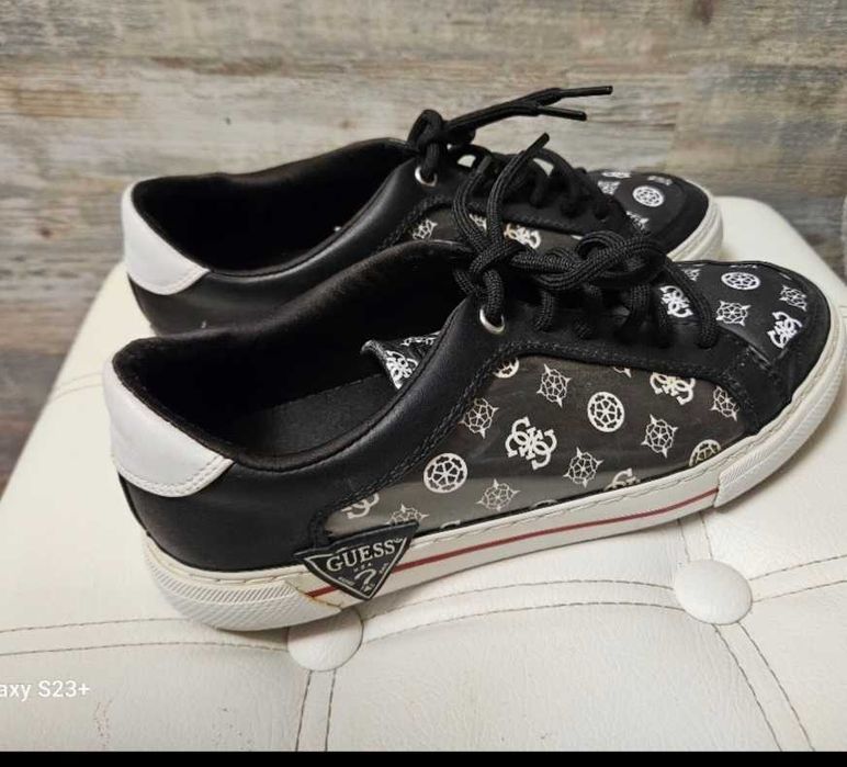 Дамски сникърси Guess