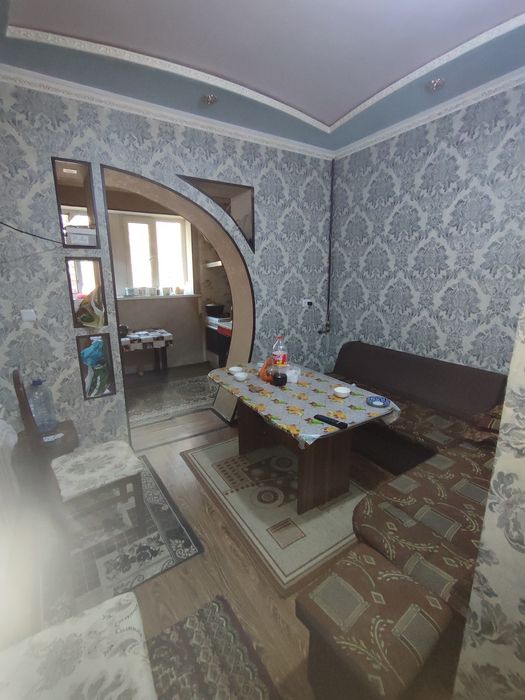 Срочно сдаётся квартира Мирабадский р-н Куйлюк массив 4 3/1/4