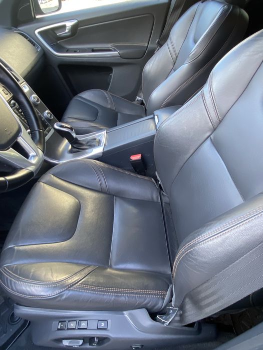 Volvo XC60 ,2.0L, 190cp automata
