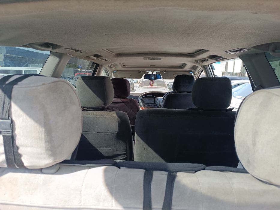 Продам. Tovota Estima