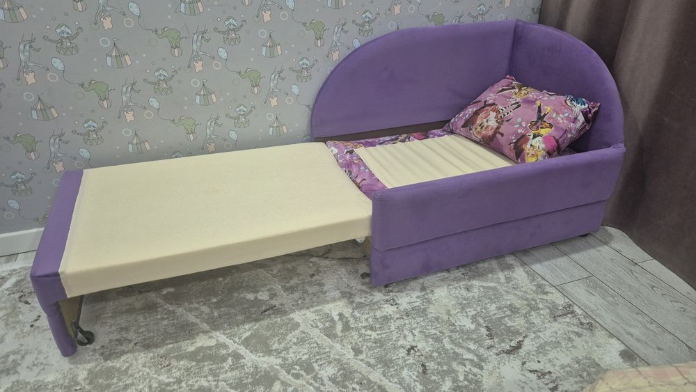 Детский раздвижной диван