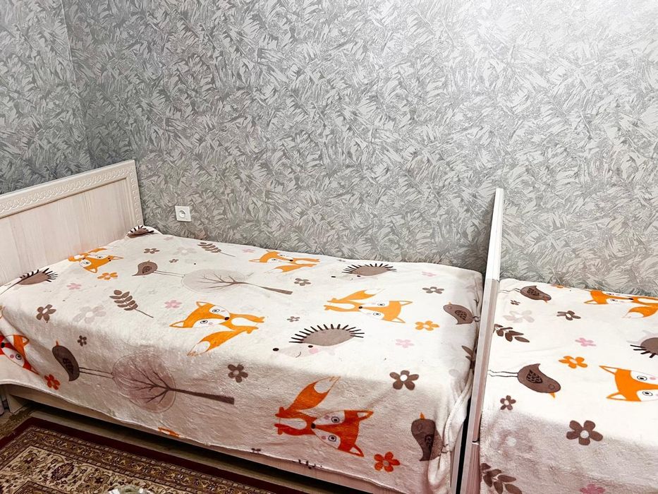 Кровать с матрасом