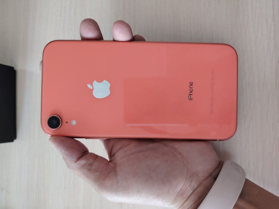 АЙФОН ХР телефон