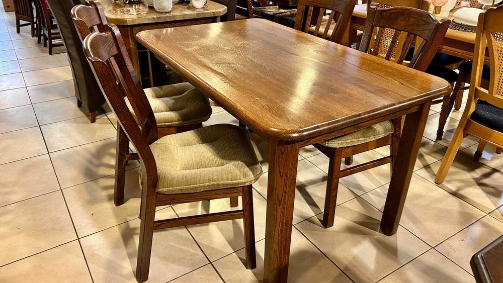 Масивна дъбова маса в комплект с 4 стола Холандия