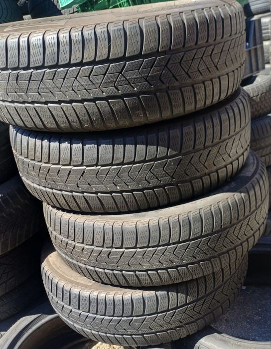 Anvelope iarna Pirelli Sottozero 3 dot 2022