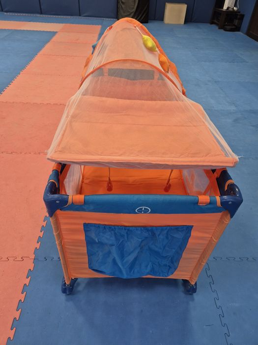Сгъваема бебешка кошара