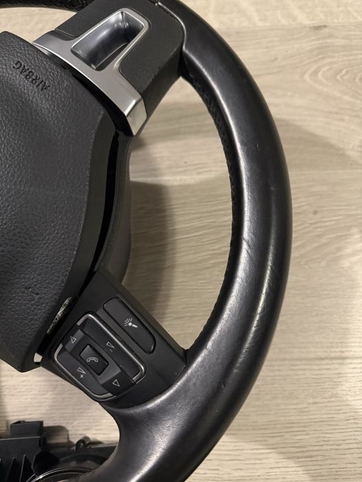 Волан  VW Golf 6 Passat B7 Голф 6 Пасат Б7 Tiguan Тигуан