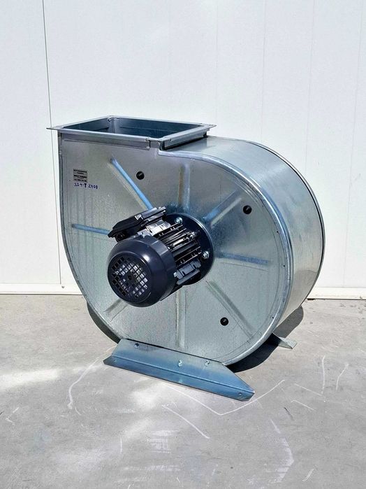 Вентилатор за ресторант, дебит 1600 m3/h