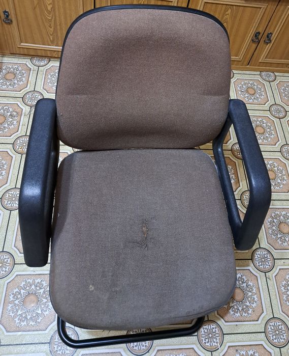 Продам офисное кресло