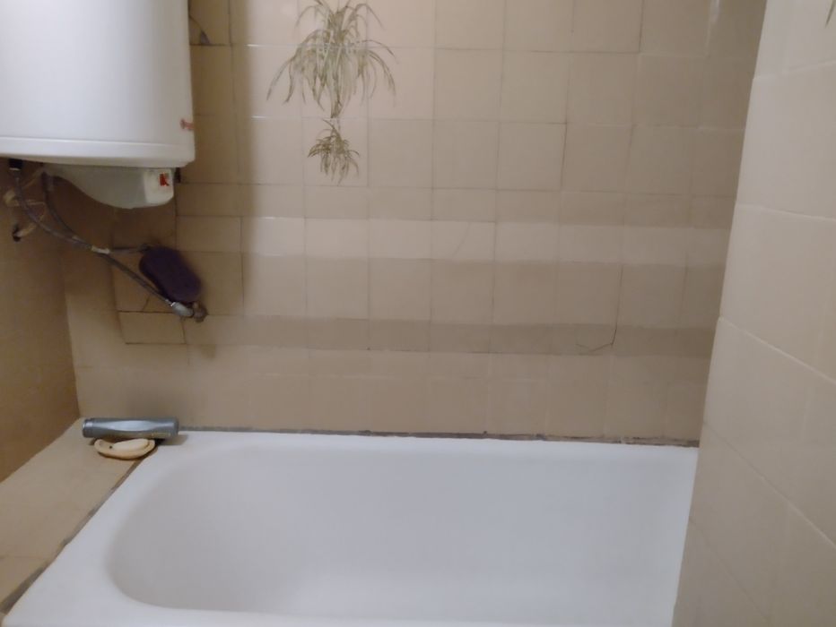 Продава се Тристаен апартамент в Добрич, Христо Ботев - 87 кв.м за 880 €/кв.м - Снимка #9