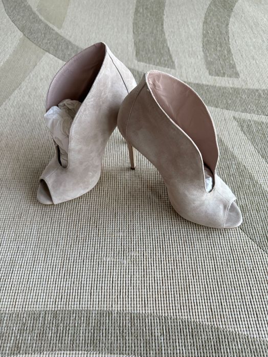 б/у замшевые ботильоны Deimille