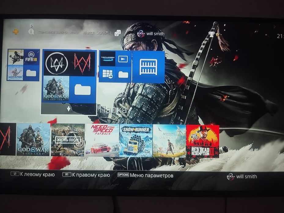 Продам Пс4 1тб 2 джостика