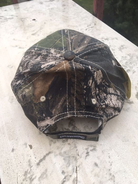 Шапки с козирка - камуфлирани - Browning и Rocky, нови - 20 лева брой