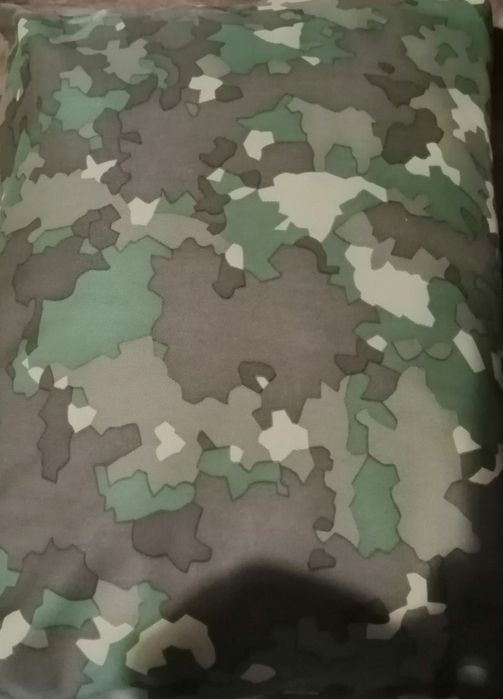 Costum intemperii combat