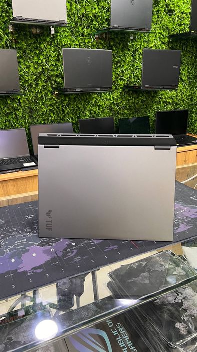Asus Taf A16 R9-8940HX