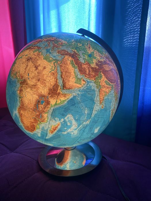 Стар стъклен немски глобус