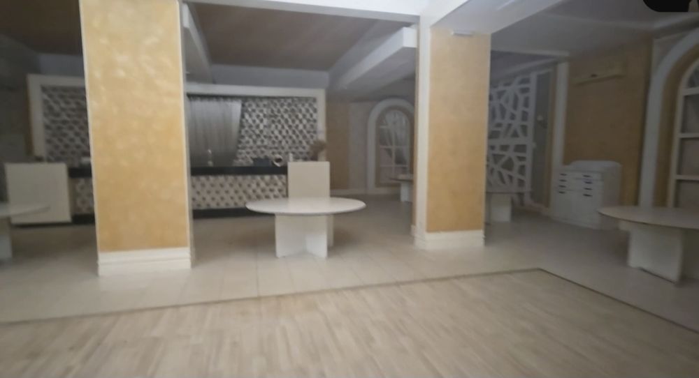 VAND spatiu comercial parter+apartament(etaj)sau INCHIRIEZ doar parter