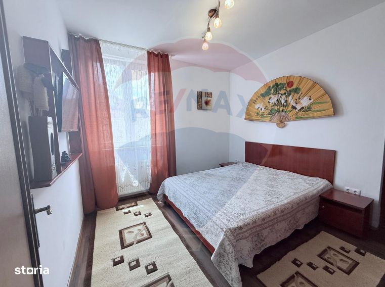 Apartament spațios-3 camere-la curte în Turnișor