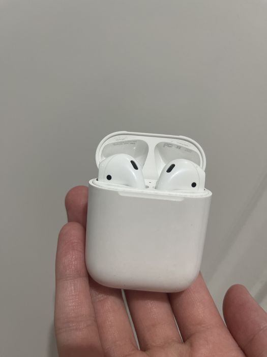 оригинальные Airpods 1-2