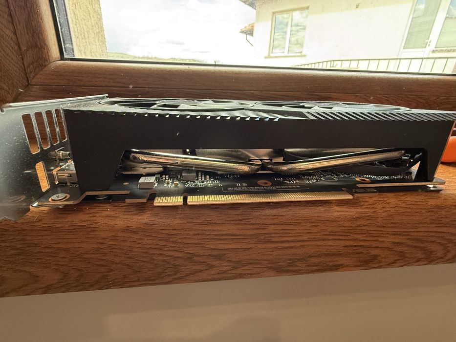 Видео карта ASUS RX 6500 XT 4GB