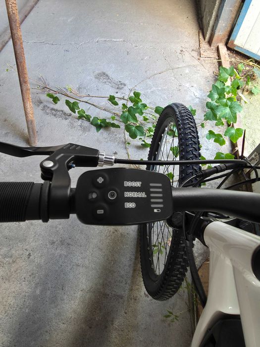 Bicicleta electrica absolut noua ROCKRIDER ST100 (DECATHLON)