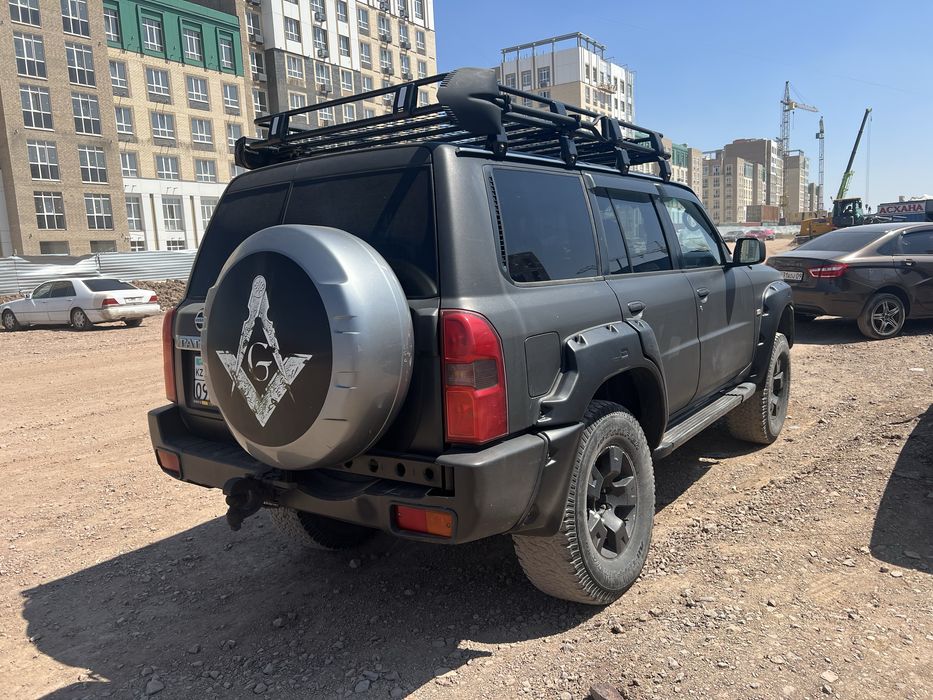 Продаю Ниссан Патрол